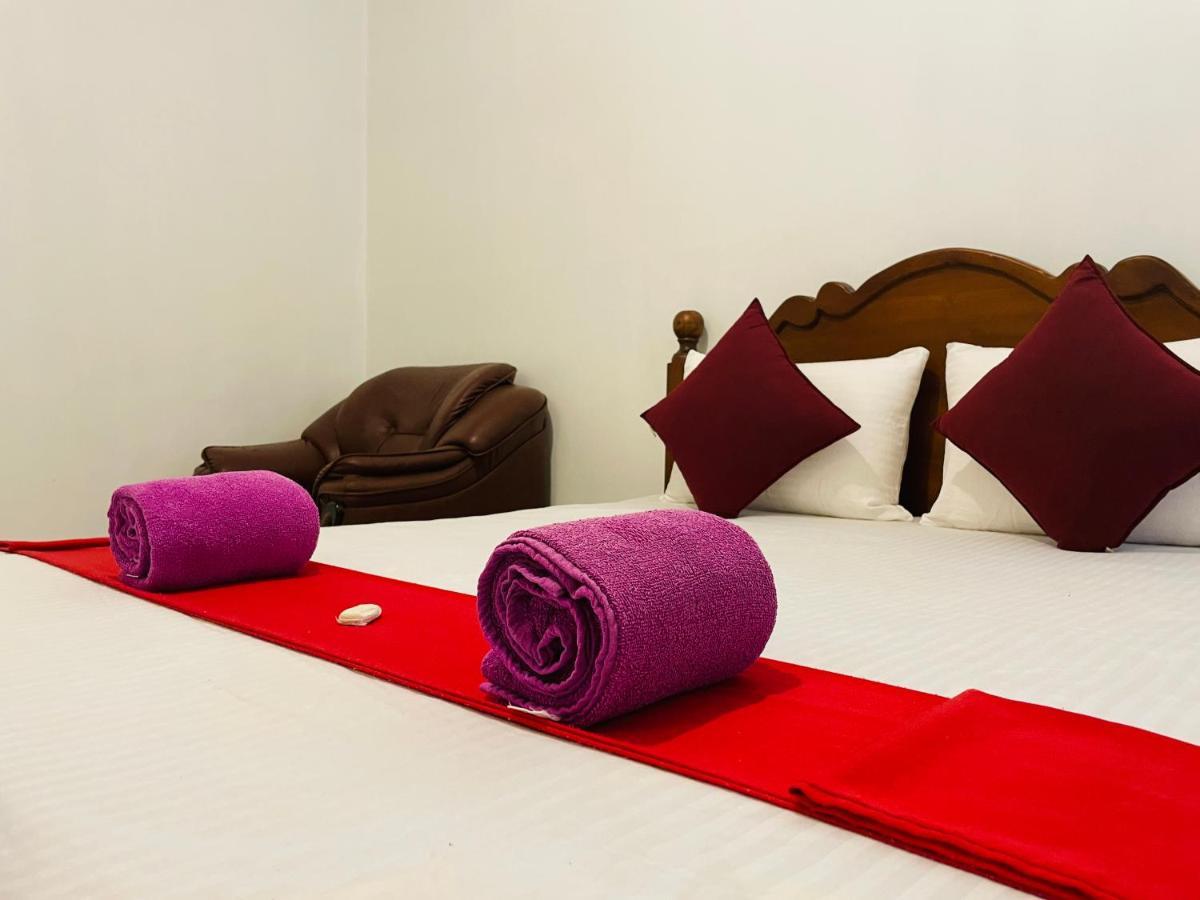 קנדי Ivana Homestay מראה חיצוני תמונה