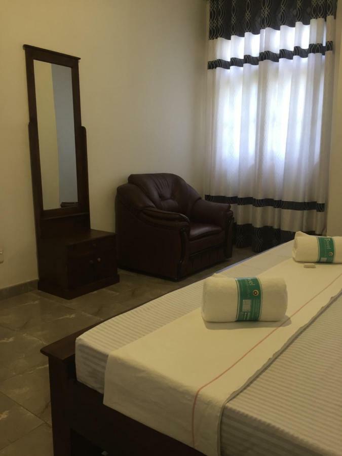 קנדי Ivana Homestay מראה חיצוני תמונה